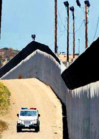 Meriç seddi Atina’yı böldü