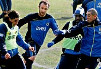 Alex'in a�r�lar� dinmiyor
