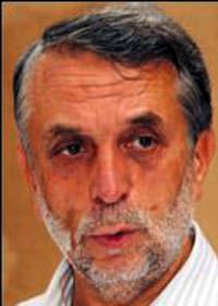 "K�l��daro�lu'nun tavr� kasetlerin yolunu a�t�"