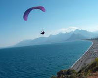 Fethiye'de para��t kazas�