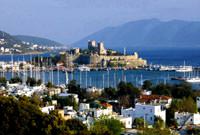 Bodrum, Saint Tropez ile yar��mal�