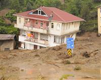 Rize'de �iddetli ya���