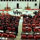 Gizli oturum gergin ba�lad�