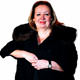 �ngiliz yazardan bir T�rk dedektif: �etin �kmen