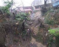 �zmir toprak toprak kaymas�