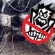 Otomobil banka �ubesine girdi