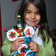 Depremzede �ocuklar�n y�z� g�ld�