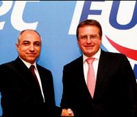 Opet, Fuchs'la tam ortak oldu