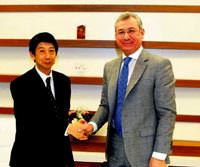 Tosyal� Fatih'in �eli�ine Japon'la talip