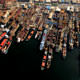Tersaneler havlu at�yor