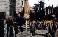 Dolmabah�e'nin 25 y�ll�k �ay bah�esi bo�alt�ld�