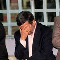 Ahmedinejad g�zya�lar�na bo�uldu