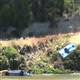 Ralli arac� nehre u�tu