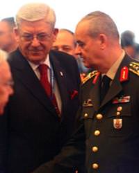 Ba�bu� ile Tolon ayn� ko�u�ta