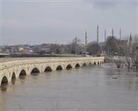 Edirne'de ta�k�n n�beti devam ediyor