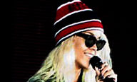 Rihanna'y� tan�mak zor
