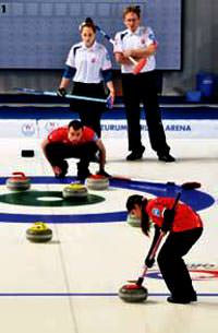 'Buzun satranc�' seyircisiz kald�