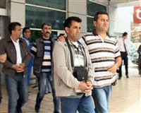�rg�t lideri k�z istemeye gelince yakaland�