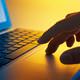 Bir�ok internet sitesi hacklendi
