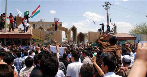 Erbil halk� ayakland�!
