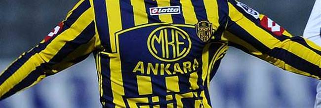 Genç futbolcu hayatını kaybetti