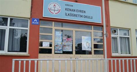 Kenan Evren �lk��retim Okulunun ismi de�i�tirildi