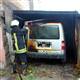 Otlardan s��rayan alevler otomobili k�le �evirdi