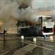 Seyir halindeki otob�s yand�