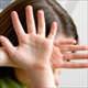 Engelli k�za ve a�abeyine tecav�z