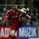 Ve Almeida sat�l�yor