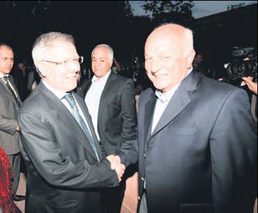 Yan yana gelecekler mi?