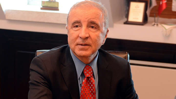 Saray kaynıyor