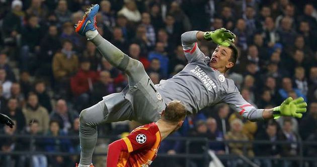 Galatasaray'da Muslera depremi!