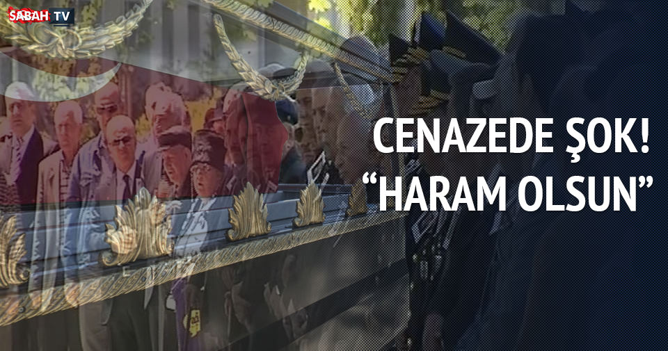 Kenan Evren cenazesinde protesto
