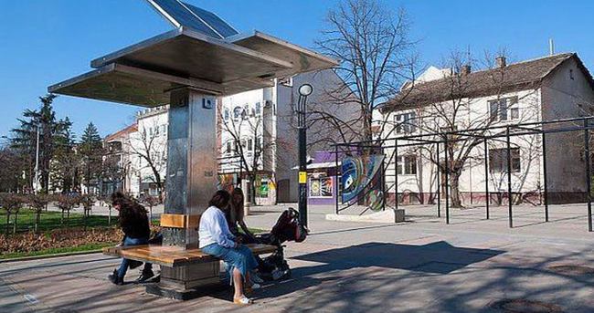 Telefon şarj eden akıllı banklar geliyor