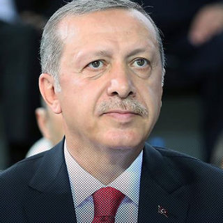 Erdoğan ve Davutoğlu'ndan itidal çağrısı!