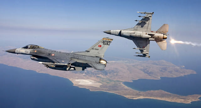 F-16'lar PKK hedeflerini yerle bir etti!