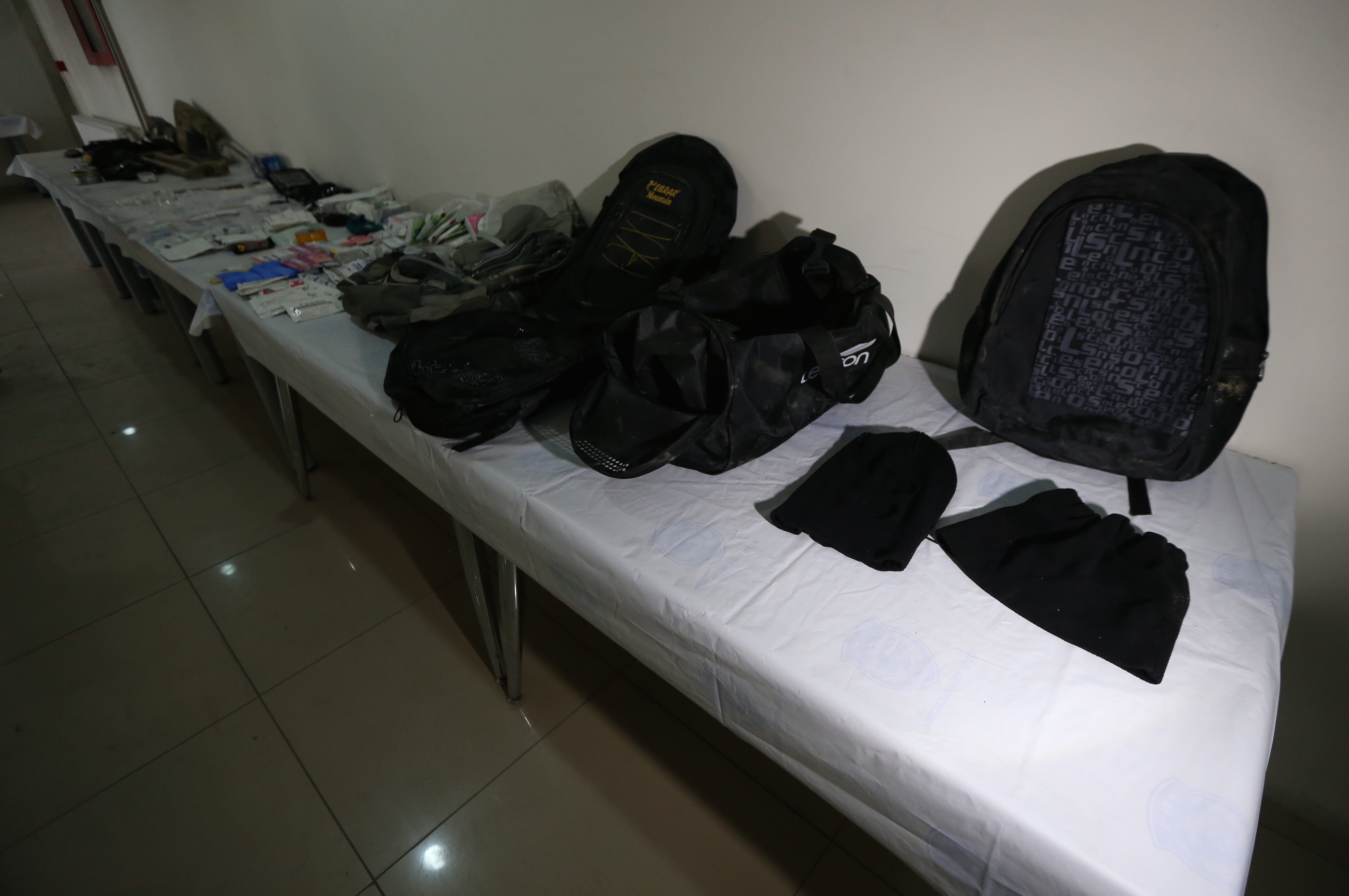 Yüksekova'daki PKK'ya ait çok sayıda tıbbi malzeme ele geçirildi!