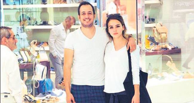 'Düğün için bir şeyler bakıyoruz'