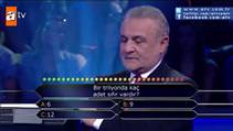 Profes�r ���nc� soruda elendi!