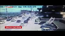 Rusya�daki �ift patlama an� g�venlik kameras�nda