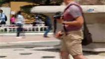 Taksim'de yumruk yumru�a kavga